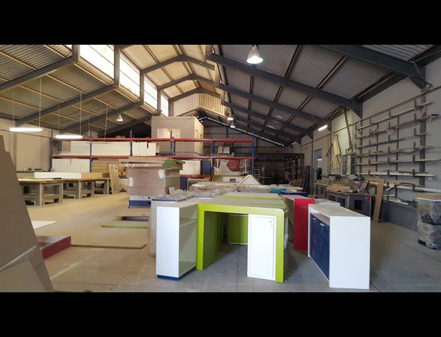 900M² FACTORY TO LET IN KRAAIFONTEIN INDUSTRIA